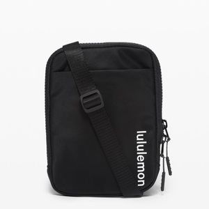 Lululemon Easy Access CrossBody Bag